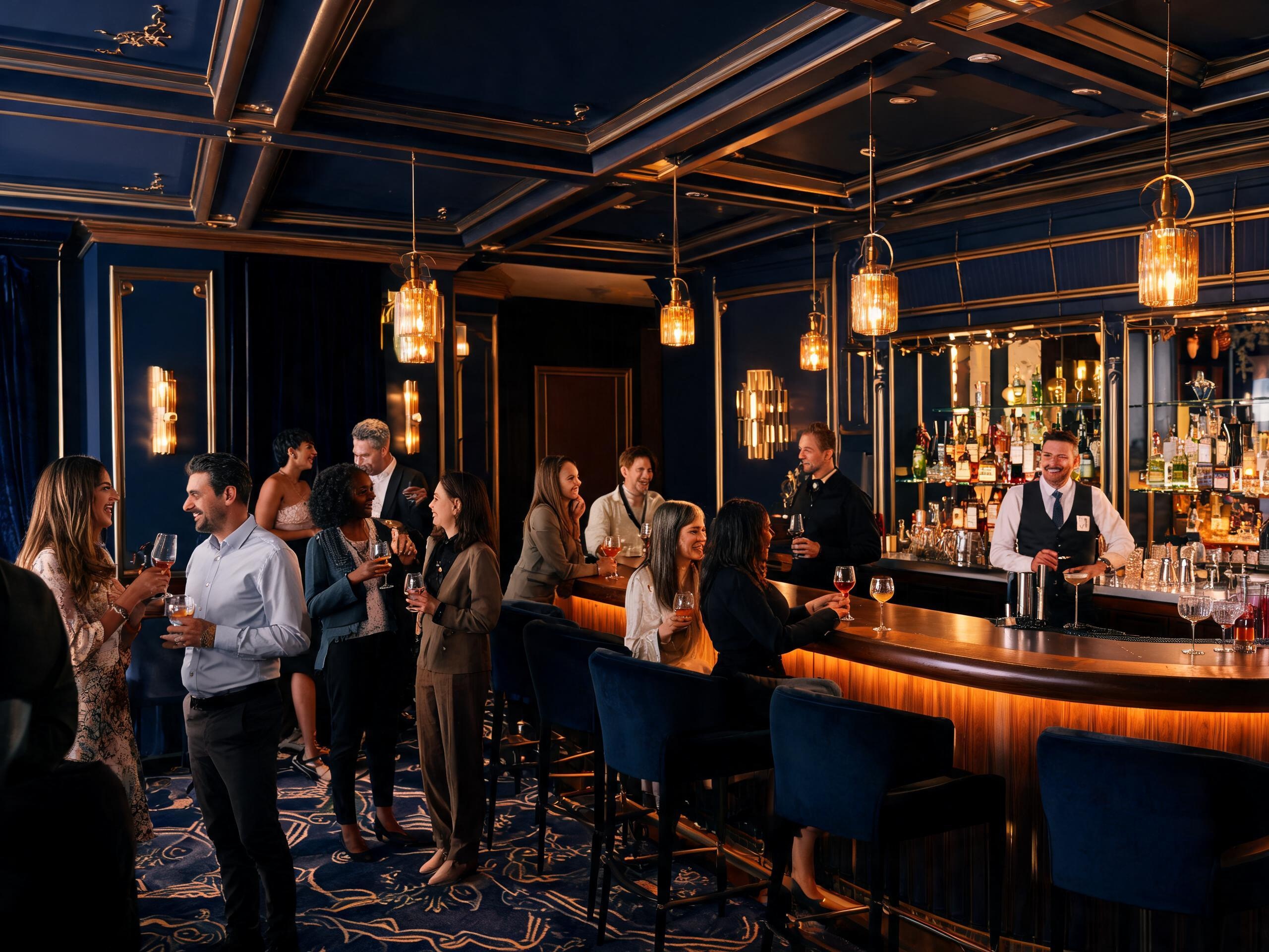 Visitantes en bar de casino argentino